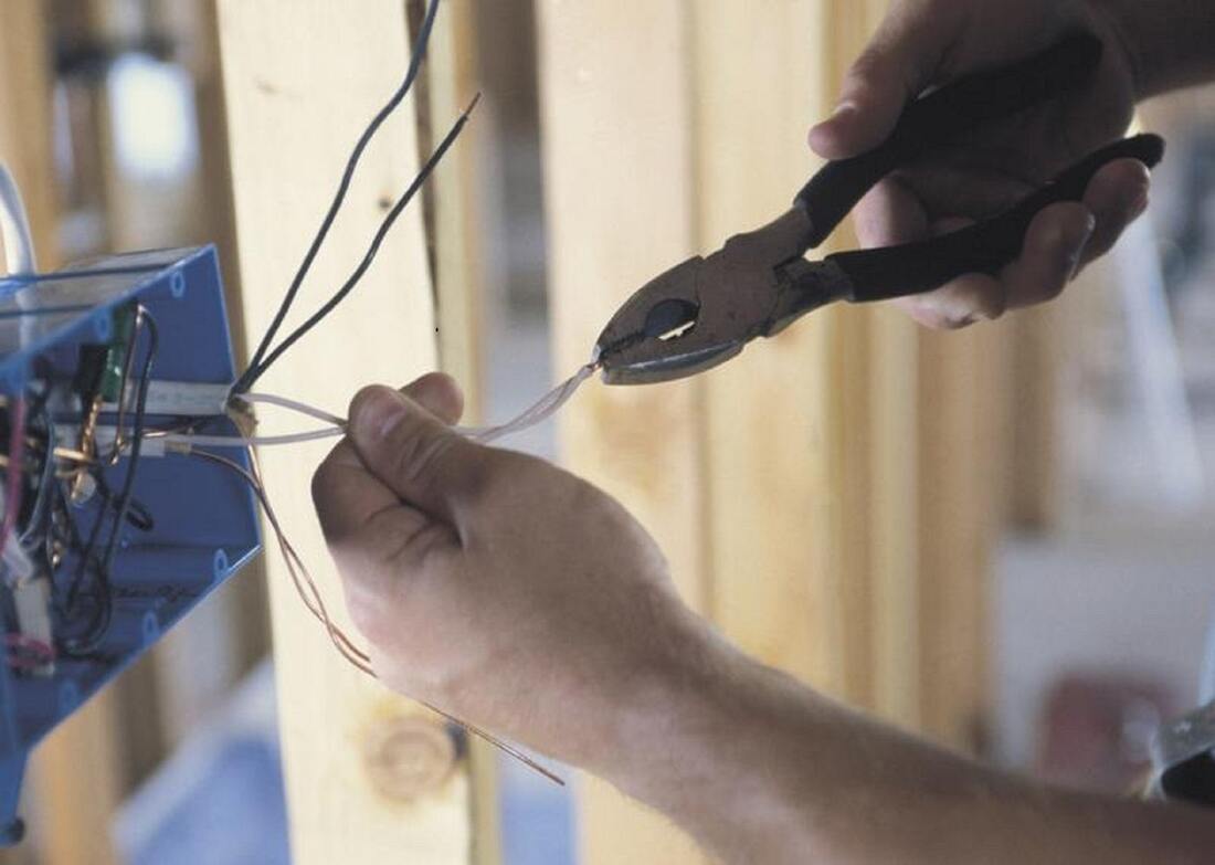 Electrician Sterling Heights MI